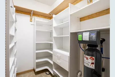 2412  Fox River Pkwy #G, Waukesha, WI 53189 - Photo 14