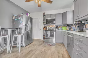2417 S 8th St, Sheboygan, WI 53081 - Photo 2