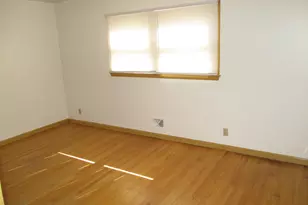 4160 N 69th St, Milwaukee, WI 53216 - Photo 8