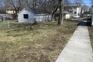 4160 N 69th St, Milwaukee, WI 53216 - Photo 14