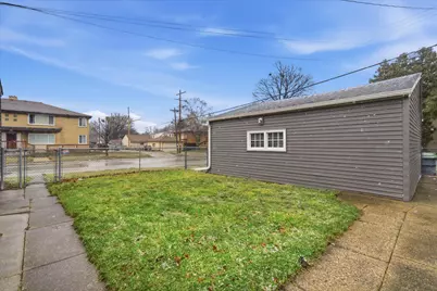 4380 N 51st Blvd, Milwaukee, WI 53216 - Photo 20