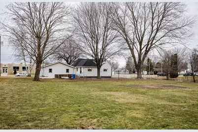 1514  River Dr, Watertown, WI 53094 - Photo 6