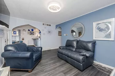 1514  River Dr, Watertown, WI 53094 - Photo 2