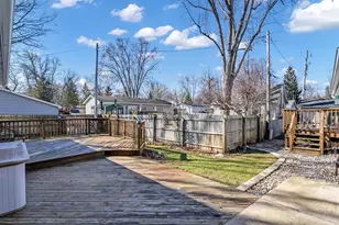 2420 Marshall Square, Racine, WI 53139 - Photo 32