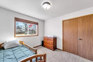 2420 Marshall Square, Racine, WI 53139 - Photo 16