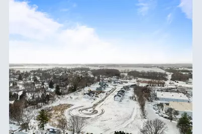1579  Meadowview Ct, Whitewater, WI 53190 - Photo 2