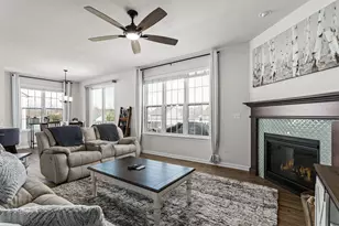 727 Belmont Dr, Watertown, WI 53094 - Photo 14