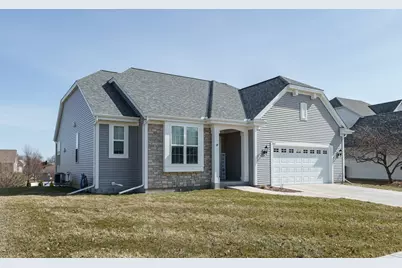 727  Belmont Dr, Watertown, WI 53094 - Photo 2