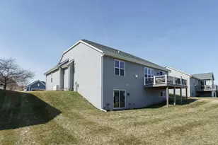 727 Belmont Dr, Watertown, WI 53094 - Photo 32