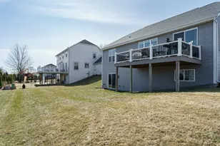 727 Belmont Dr, Watertown, WI 53094 - Photo 36