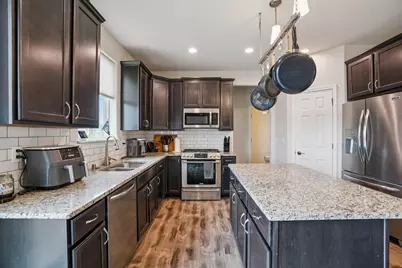 609  Westlawn Ave, Mukwonago, WI 53149 - Photo 28