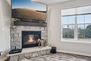 609 Westlawn Ave, Mukwonago, WI 53149 - Photo 16