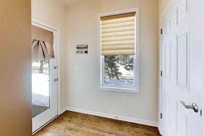 475  Mill St, Fontana, WI 53125 - Photo 4