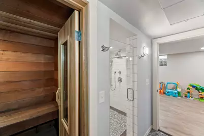 4400 N Wildwood Ave, Shorewood, WI 53211 - Photo 50