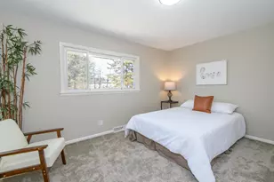 745 N Green Bay Rd, Grafton, WI 53024 - Photo 16