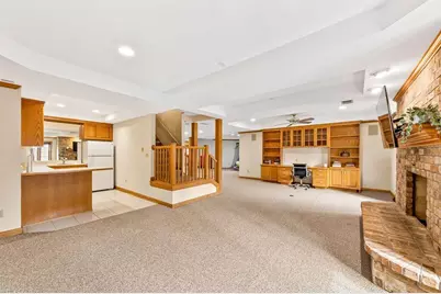 150  Bunker Hill Dr, Brookfield, WI 53005 - Photo 26