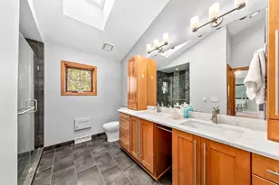 150 Bunker Hill Dr, Brookfield, WI 53005 - Photo 18