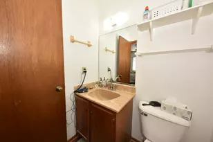 N101W15725 Council Bluffs Dr, Germantown, WI 53022 - Photo 10