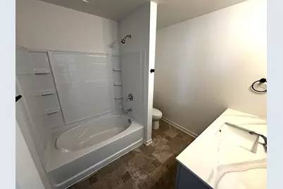 1067  Fairway Ct, Sheboygan Falls, WI 53085 - Photo 10