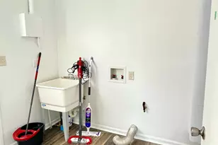 3526 N 77th St, Milwaukee, WI 53222 - Photo 10