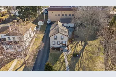 1424-1426  12th Ave, Grafton, WI 53024 - Photo 2