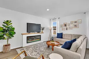 538 Freedom Trail, Burlington, WI 53105 - Photo 4