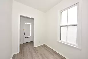 2545 N Pierce St, Milwaukee, WI 53212 - Photo 4