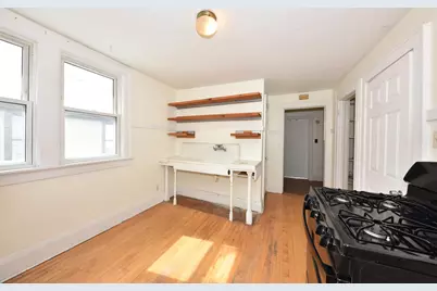2545 N Pierce St, Milwaukee, WI 53212 - Photo 20