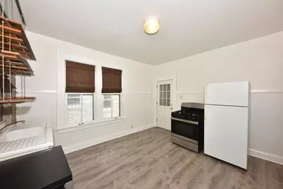 2545 N Pierce St, Milwaukee, WI 53212 - Photo 12