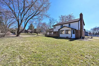 20300  Yorktown Ct, Brookfield, WI 53045 - Photo 16