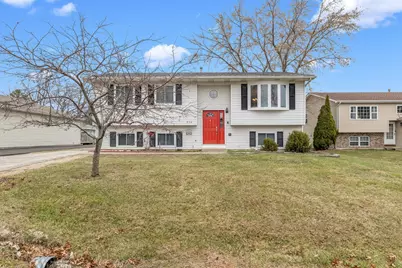 950  101st St, Pleasant Prairie, WI 53158 - Photo 1