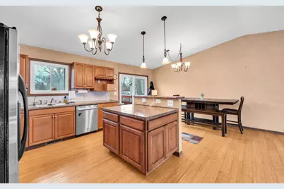 950  101st St, Pleasant Prairie, WI 53158 - Photo 4