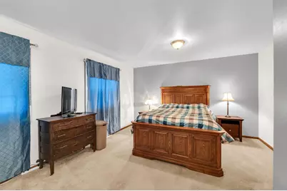 950  101st St, Pleasant Prairie, WI 53158 - Photo 8