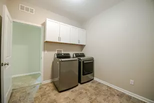 401 90th St, Racine, WI 53406 - Photo 26