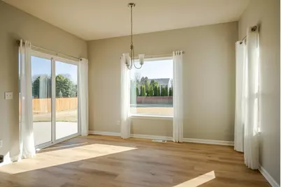 401  90th St, Racine, WI 53406 - Photo 12