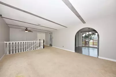 839  Park Ave, Oostburg, WI 53070 - Photo 6