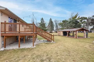 839 Park Ave, Oostburg, WI 53070 - Photo 28