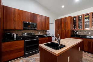 2308 Coldwater Creek Dr, Waukesha, WI 53188 - Photo 4