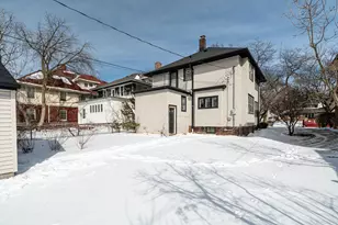 2965 N Downer Ave, Milwaukee, WI 53211 - Photo 22