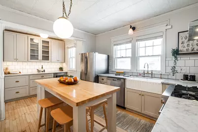 2965 N Downer Ave, Milwaukee, WI 53211 - Photo 10