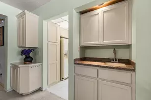 111 11th St, Racine, WI 53403 - Photo 8