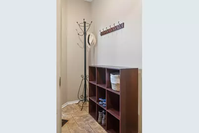 637  Meadow Ln #208, Burlington, WI 53105 - Photo 6