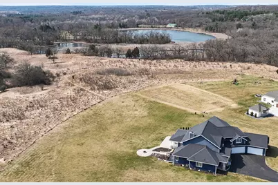 S101W33315  Genevieve Dr, Mukwonago, WI 53149 - Photo 10