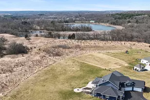 S101W33315 Genevieve Dr, Mukwonago, WI 53149 - Photo 14