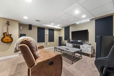 W181N8284  Destiny Dr, Menomonee Falls, WI 53051 - Photo 36