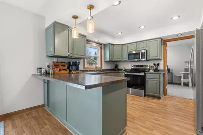 W181N8284  Destiny Dr, Menomonee Falls, WI 53051 - Photo 12