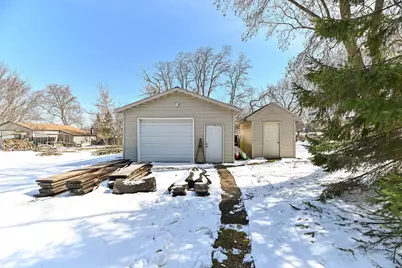 4230 S Packard Ave, Saint Francis, WI 53235 - Photo 54