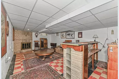 4230 S Packard Ave, Saint Francis, WI 53235 - Photo 34