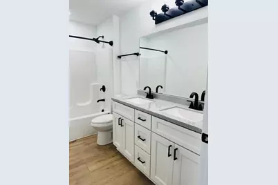 560  Lincoln St, Palmyra, WI 53156 - Photo 20