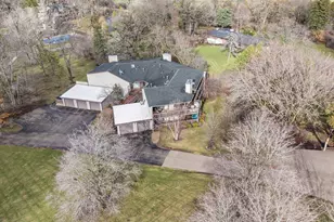 890 Windsor Dr, Fontana, WI 53125 - Photo 46